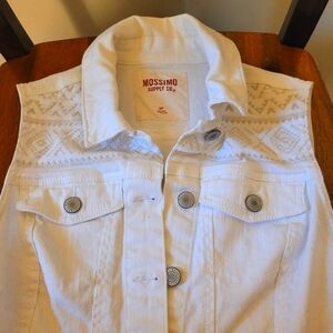 Mossimo Jean jacket. White button up. Sleeveless.  Size S. Used